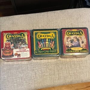 Crayola Vintage Tin Trio with 64 Crayons